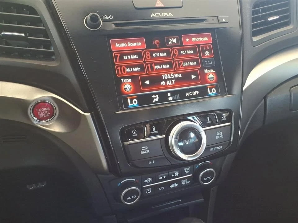 2016 Acura ILX - Image 16 of 19