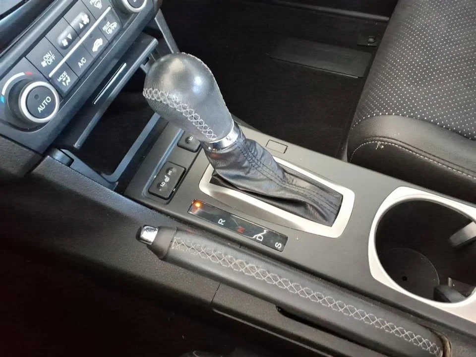 2016 Acura ILX - Image 15 of 19
