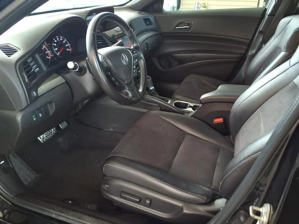 2016 Acura ILX - Image 7 of 19