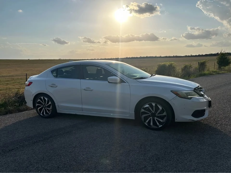 2016 Acura ILX - Image 3 of 12