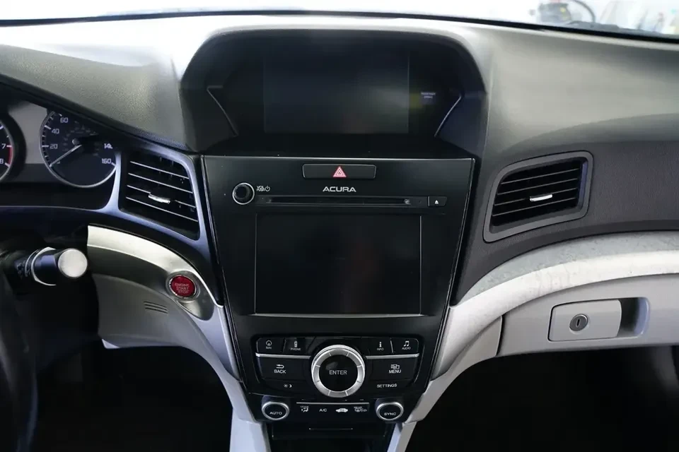 2016 Acura ILX - Image 14 of 17