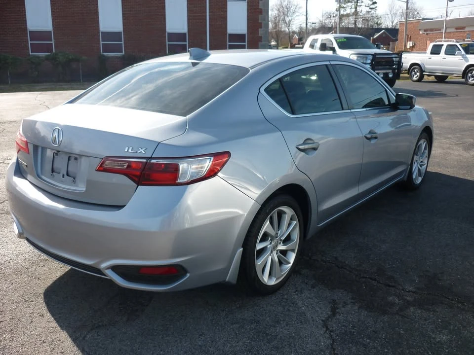 2016 Acura ILX - Image 5 of 20