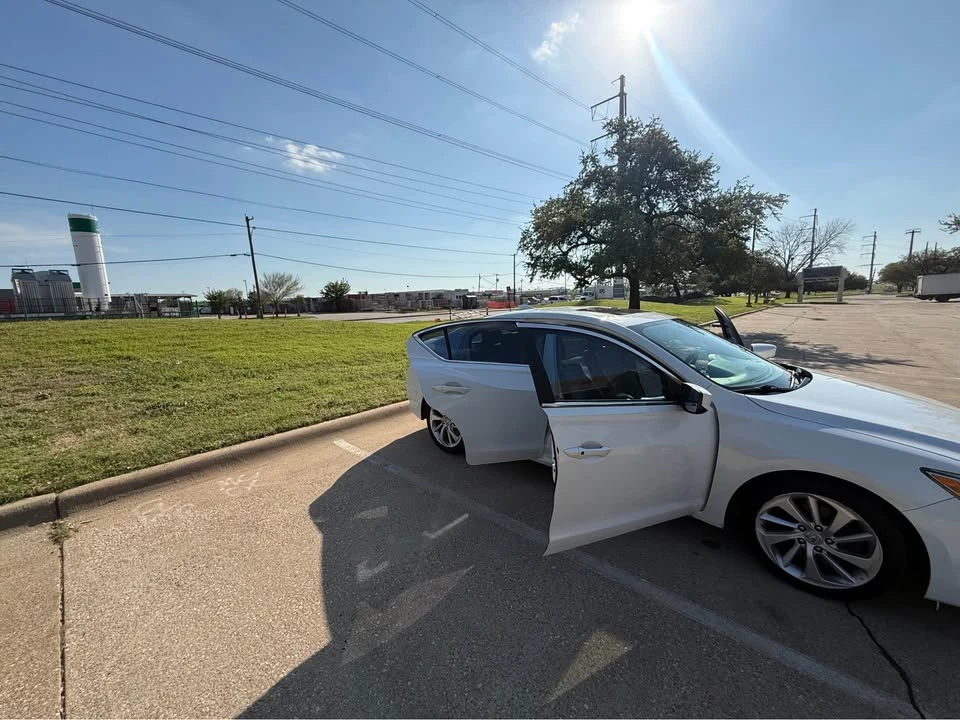 2016 Acura ILX - Image 4 of 13