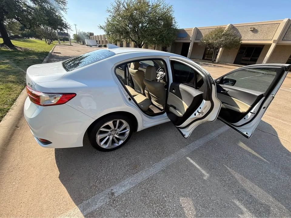 2016 Acura ILX - Image 10 of 13