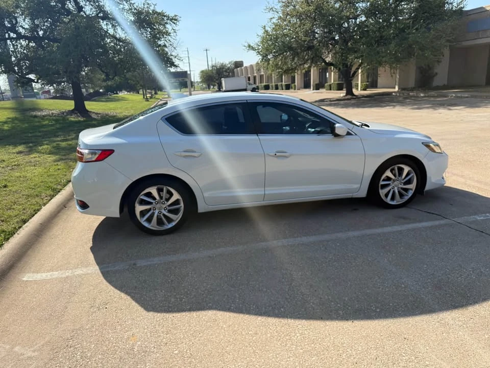 2016 Acura ILX - Image 2 of 13