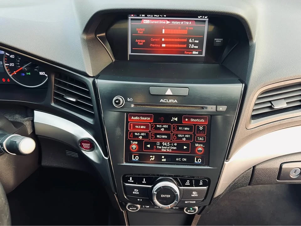 2016 Acura ILX - Image 14 of 19