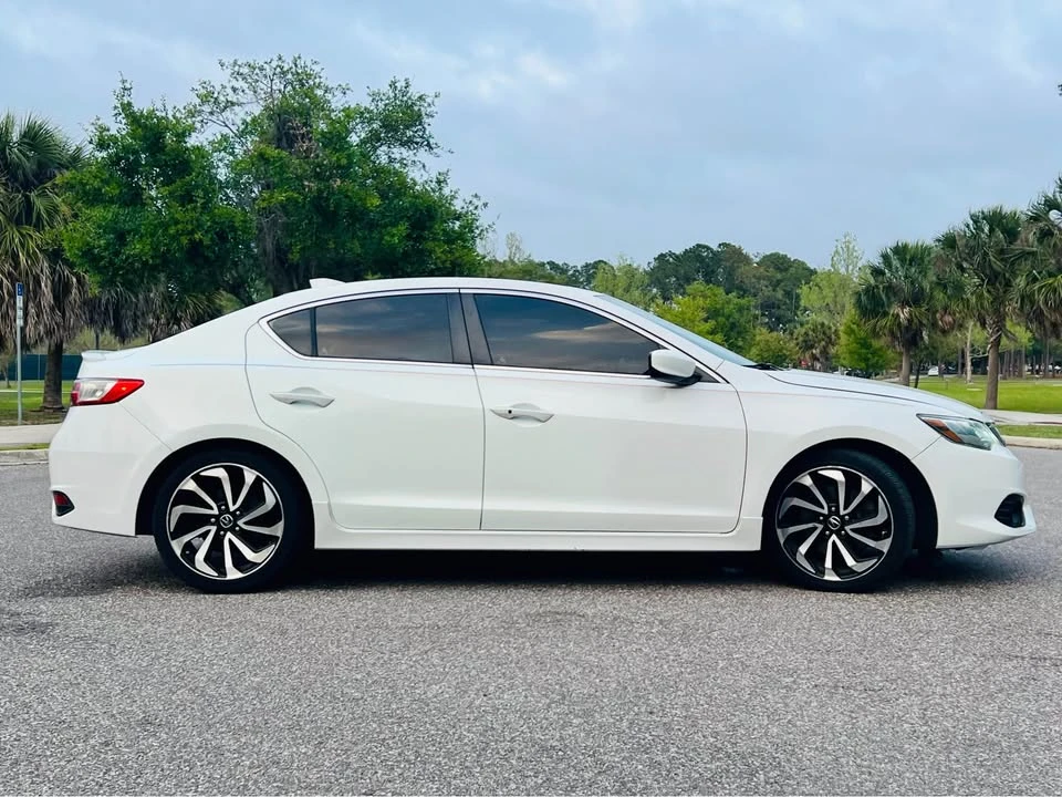 2016 Acura ILX - Image 4 of 19