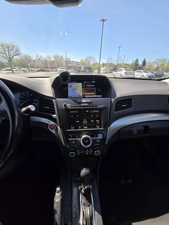2016 Acura ILX - Image 8 of 13