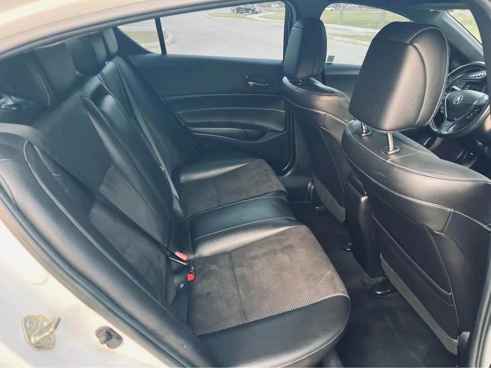 2016 Acura ILX - Image 11 of 19