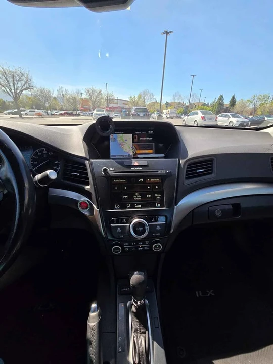 2016 Acura ILX - Image 7 of 11