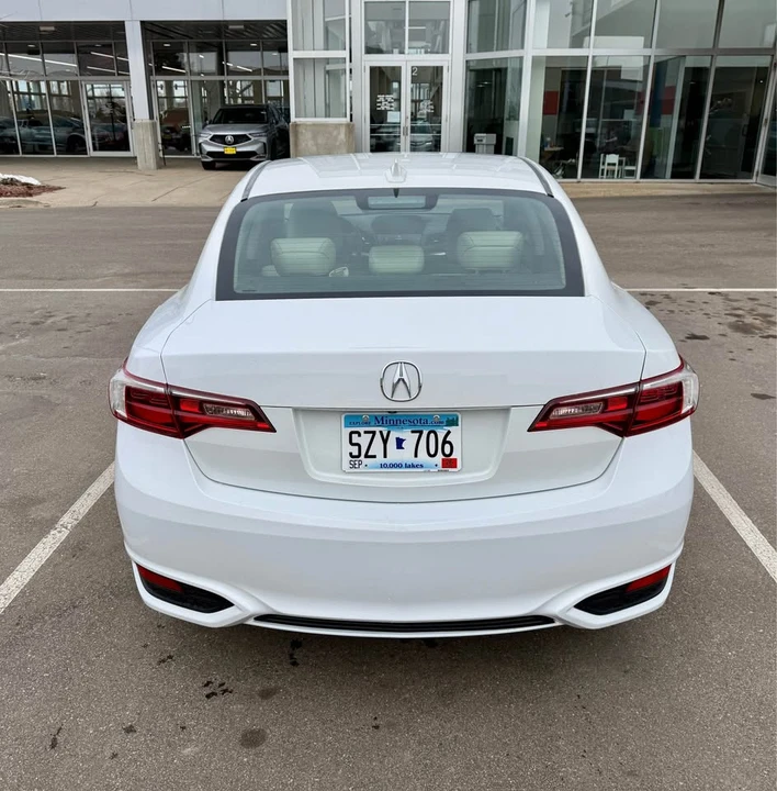 2016 Acura ILX - Image 6 of 13