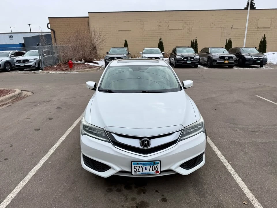 2016 Acura ILX - Image 2 of 13