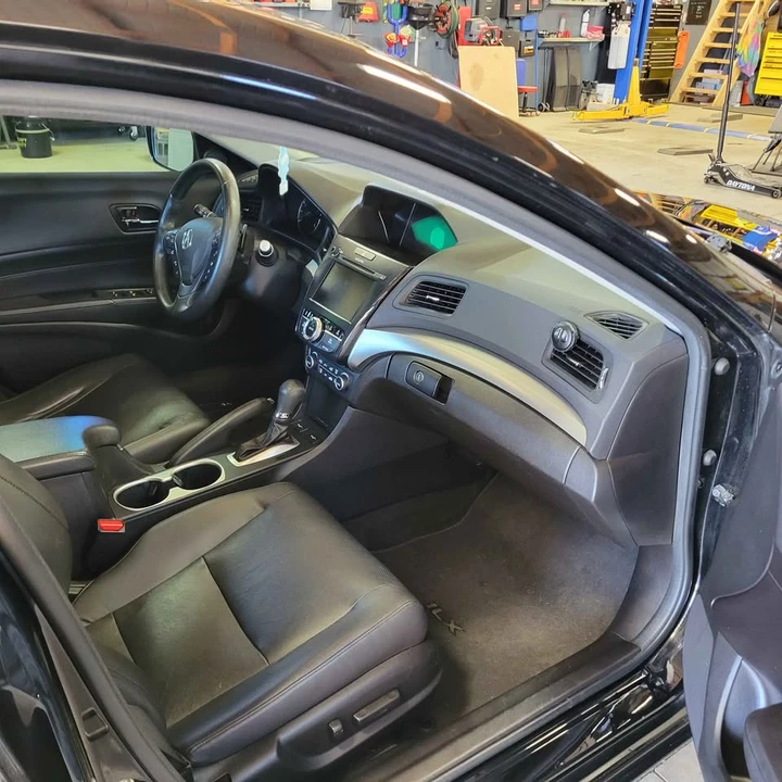 2016 Acura ILX - Image 10 of 12