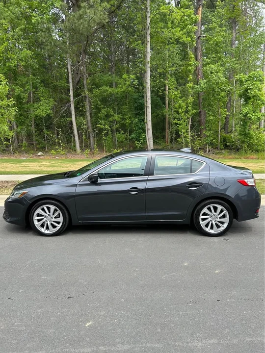 2016 Acura ILX - Image 10 of 20