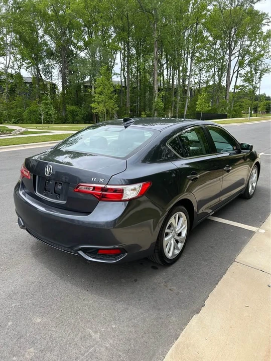 2016 Acura ILX - Image 7 of 20