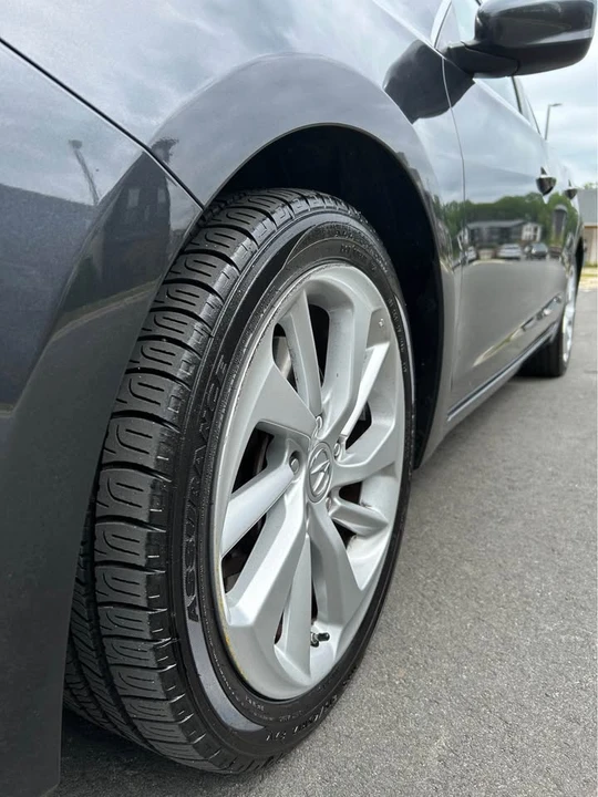 2016 Acura ILX - Image 11 of 20