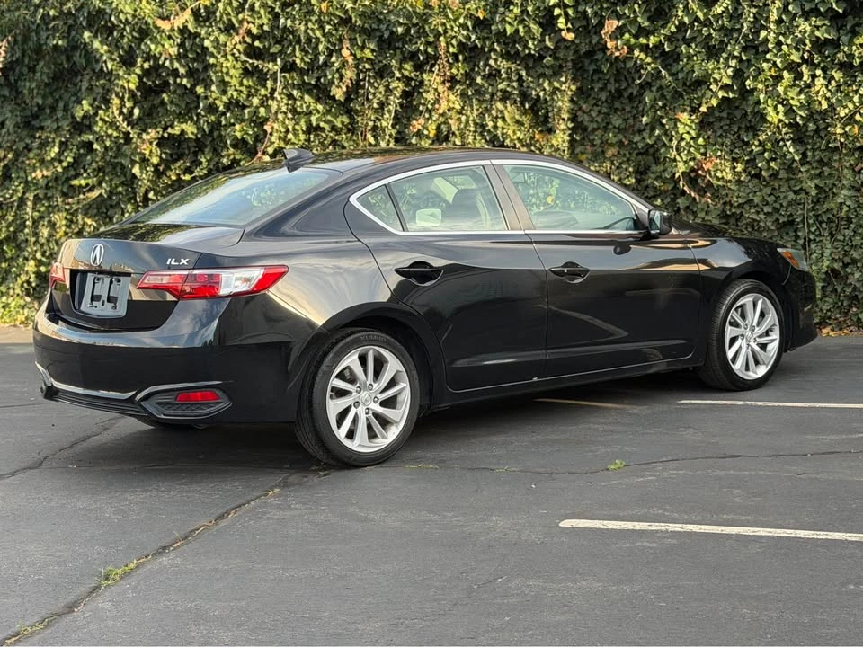 2016 Acura ILX - Image 8 of 16