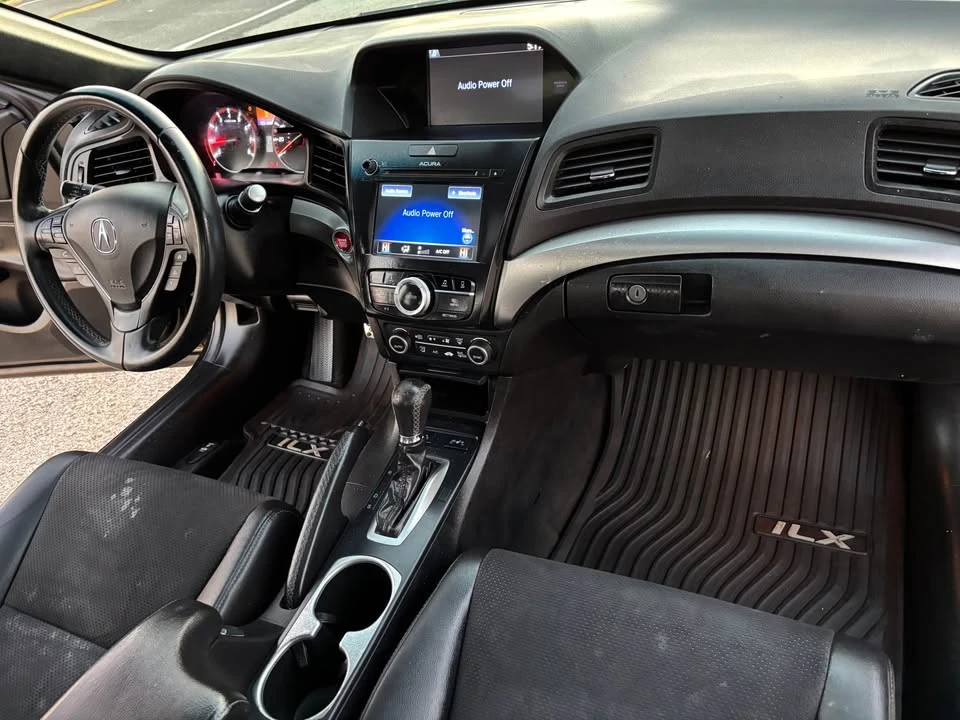 2016 Acura ILX - Image 14 of 18