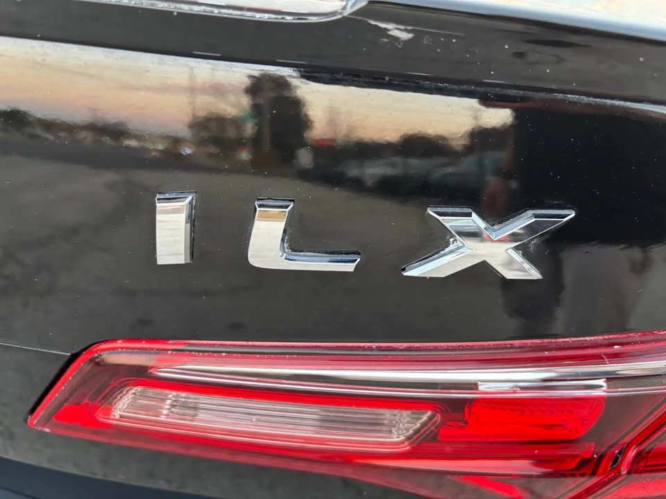 2016 Acura ILX - Image 4 of 18