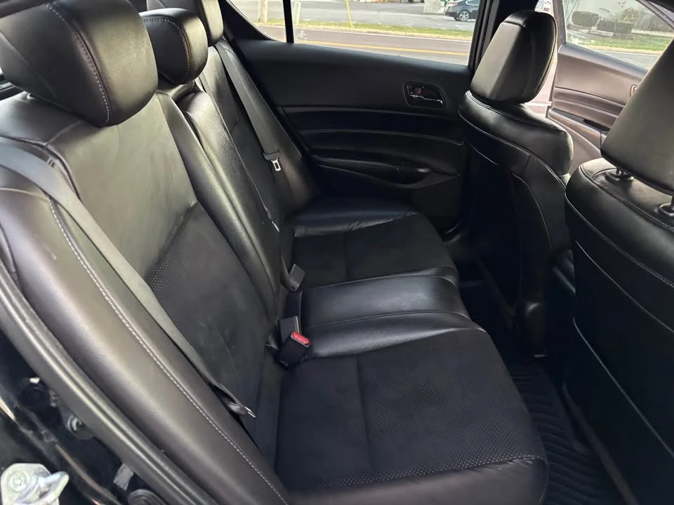 2016 Acura ILX - Image 13 of 18
