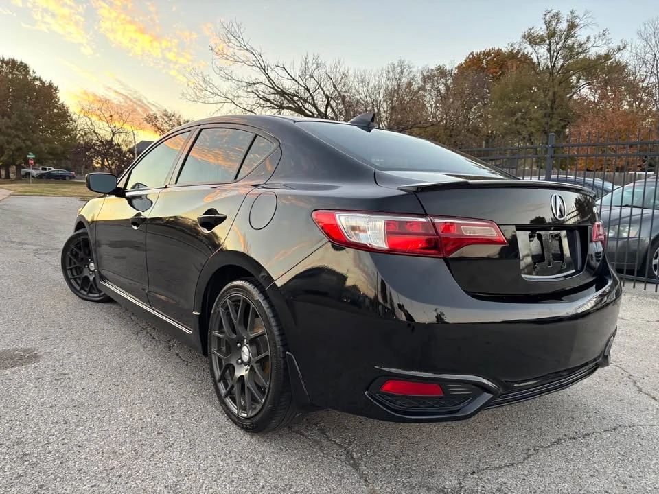 2016 Acura ILX - Image 5 of 18