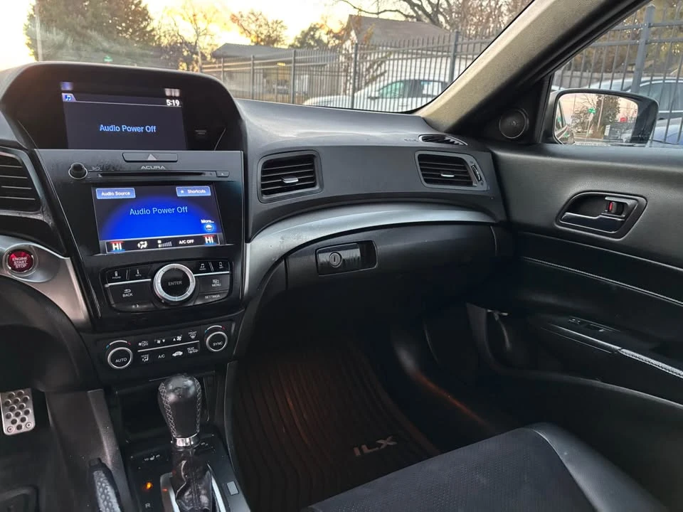 2016 Acura ILX - Image 12 of 18