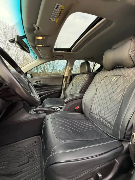 2016 Acura ILX - Image 9 of 18