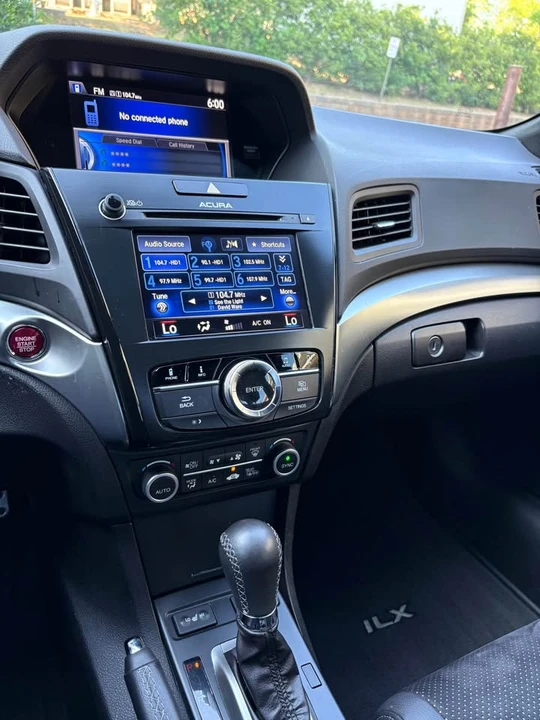 2016 Acura ILX - Image 11 of 12