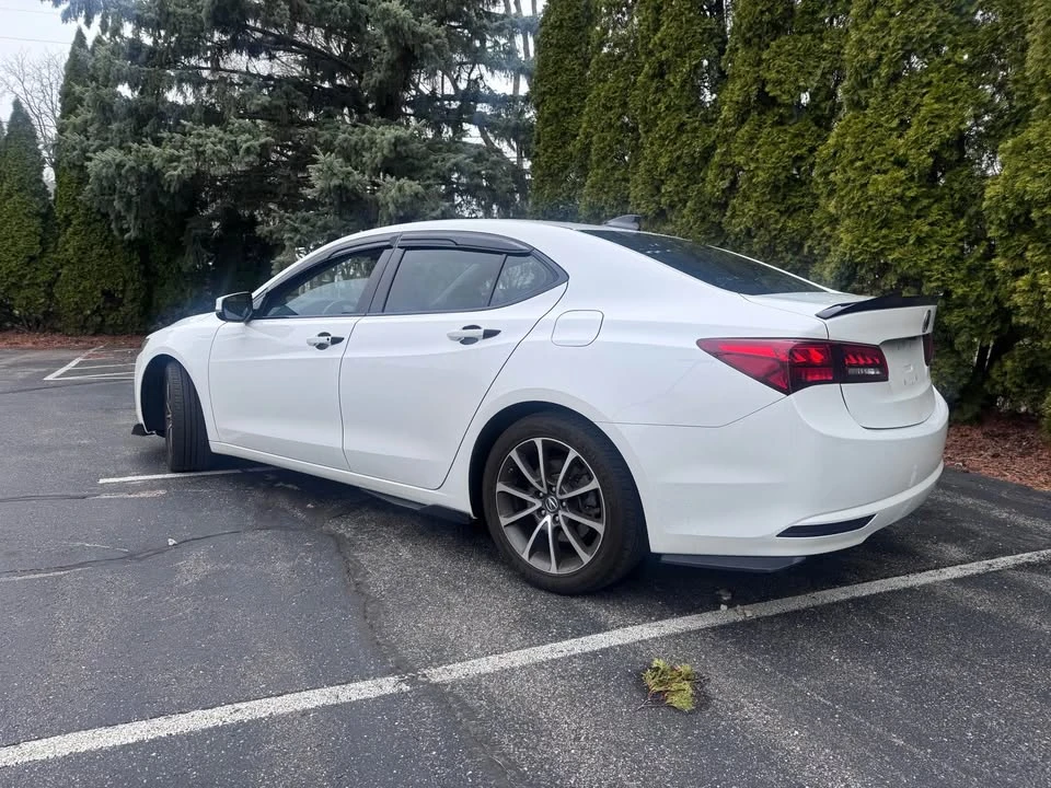 2016 Acura ILX - Image 2 of 14