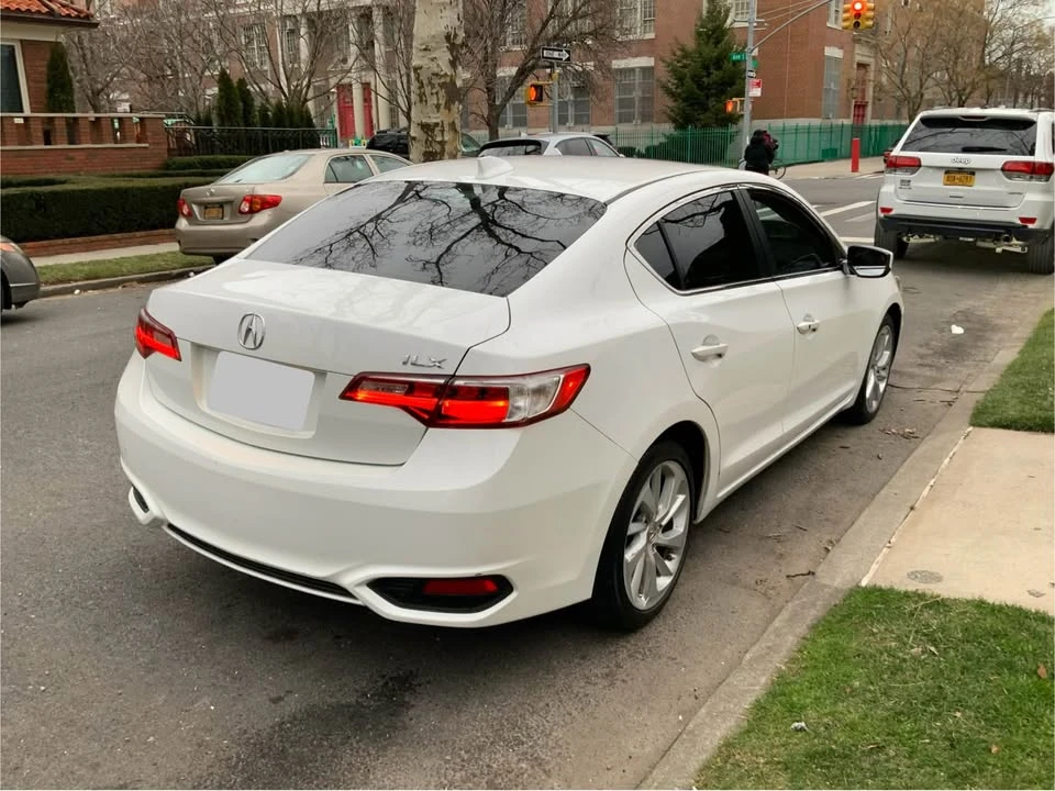 2016 Acura ILX - Image 5 of 20