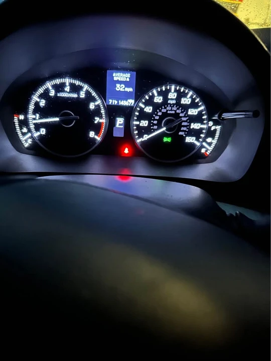 2016 Acura ILX - Image 2 of 15