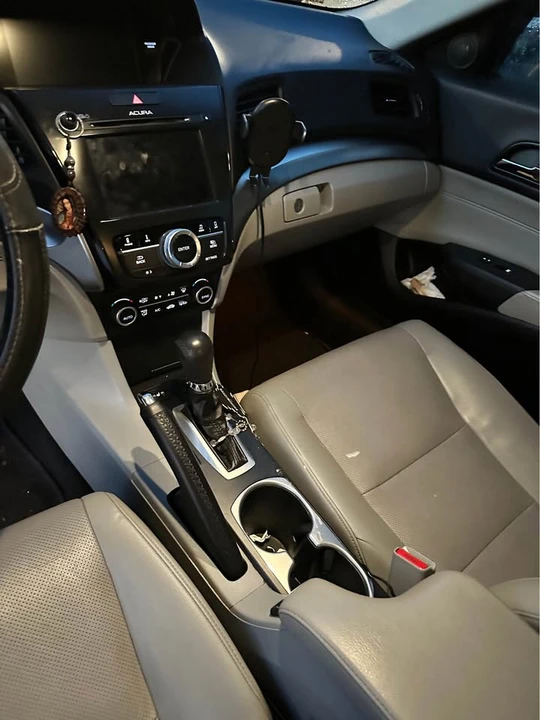 2016 Acura ILX - Image 6 of 15