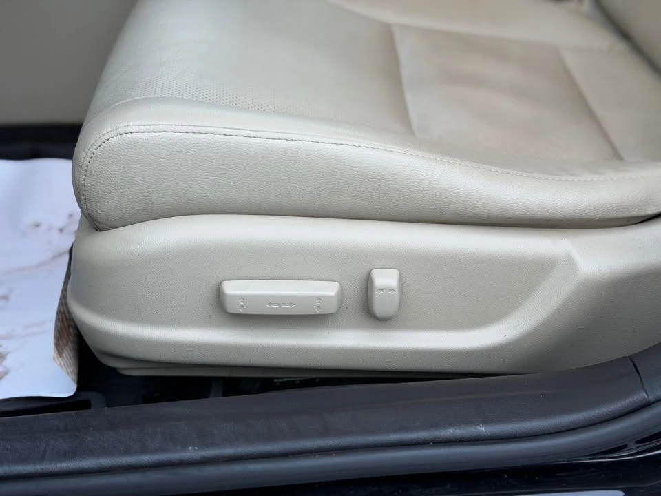2016 Acura ILX - Image 9 of 20