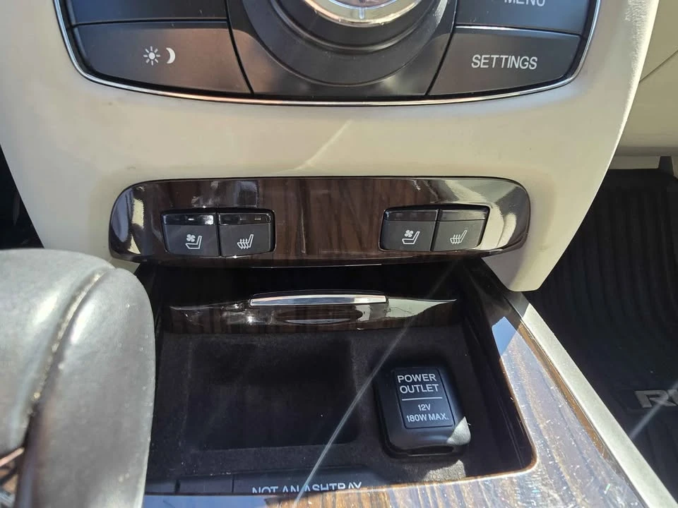 2016 Acura RLX - Image 17 of 18