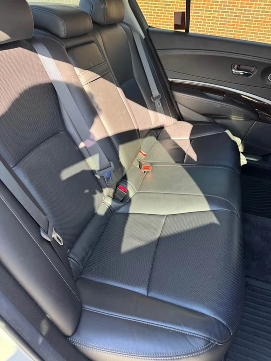 2016 Acura RLX - Image 12 of 20