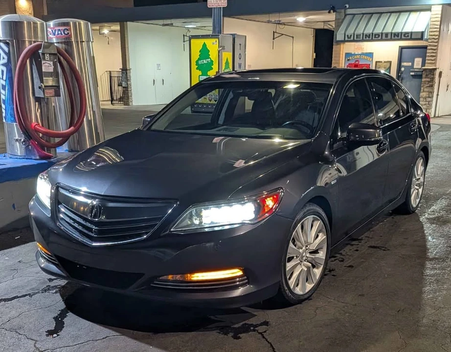 2016 Acura RLX - Image 4 of 10