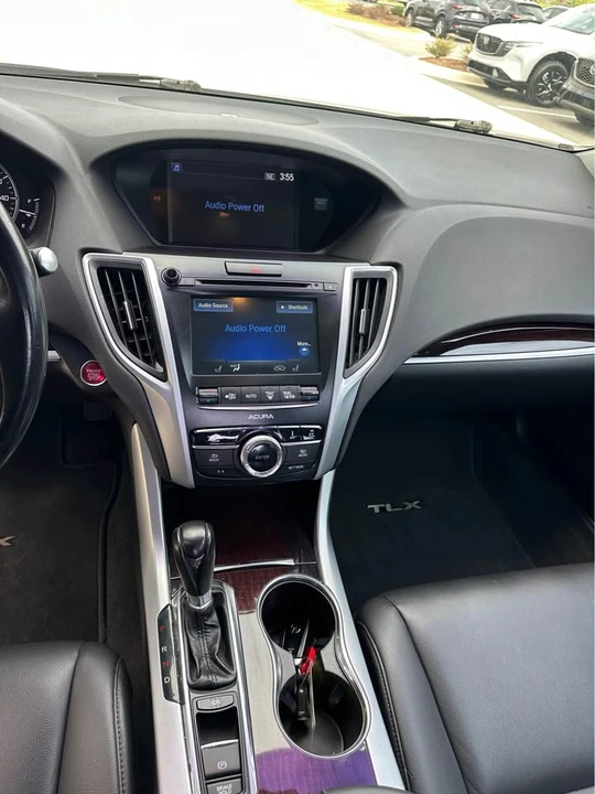 2016 Acura TLX 1st Gen - Image 13 of 20