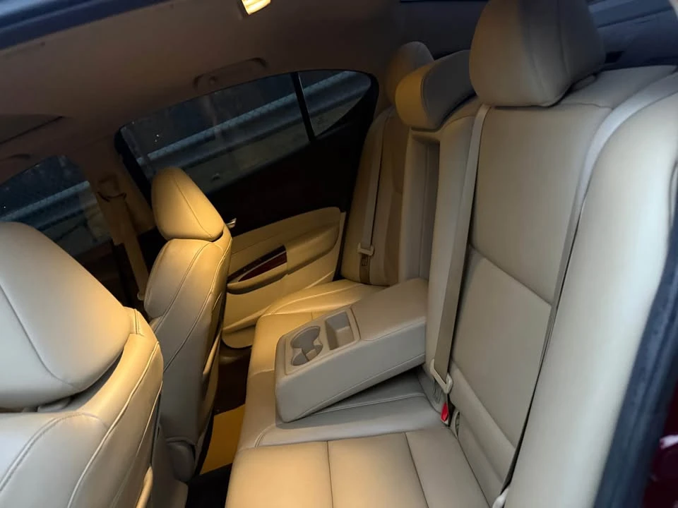 2016 Acura TLX 1st Gen - Image 10 of 15