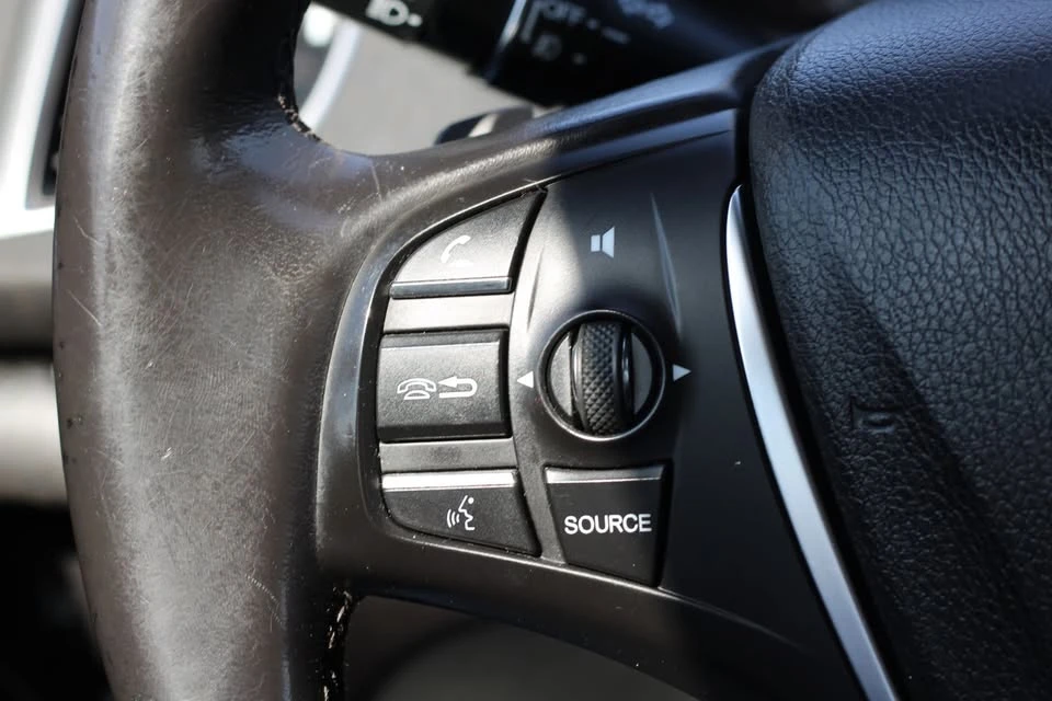 2016 Acura TLX 1st Gen - Image 13 of 20