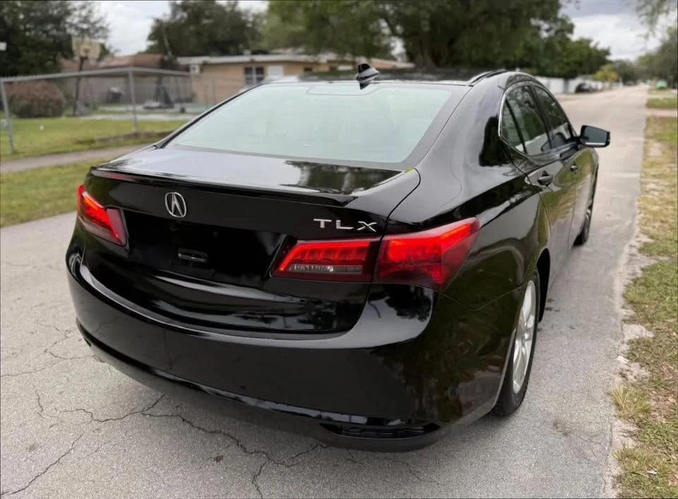 2016 Acura TLX 1st Gen - Image 10 of 17