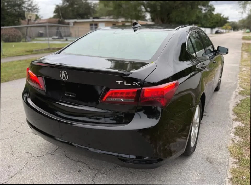 2016 Acura TLX 1st Gen - Image 10 of 16