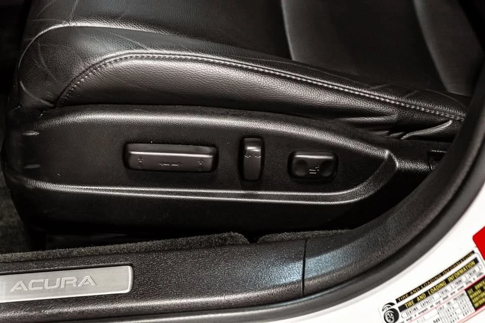 2016 Acura TLX 1st Gen - Image 15 of 20