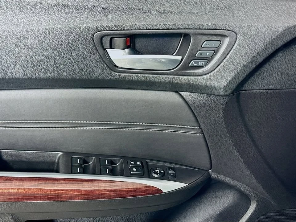 2016 Acura TLX 1st Gen - Image 13 of 15