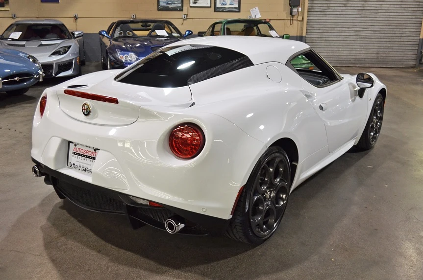 2016 Alfa Romeo 4C Coupe - Image 6 of 10