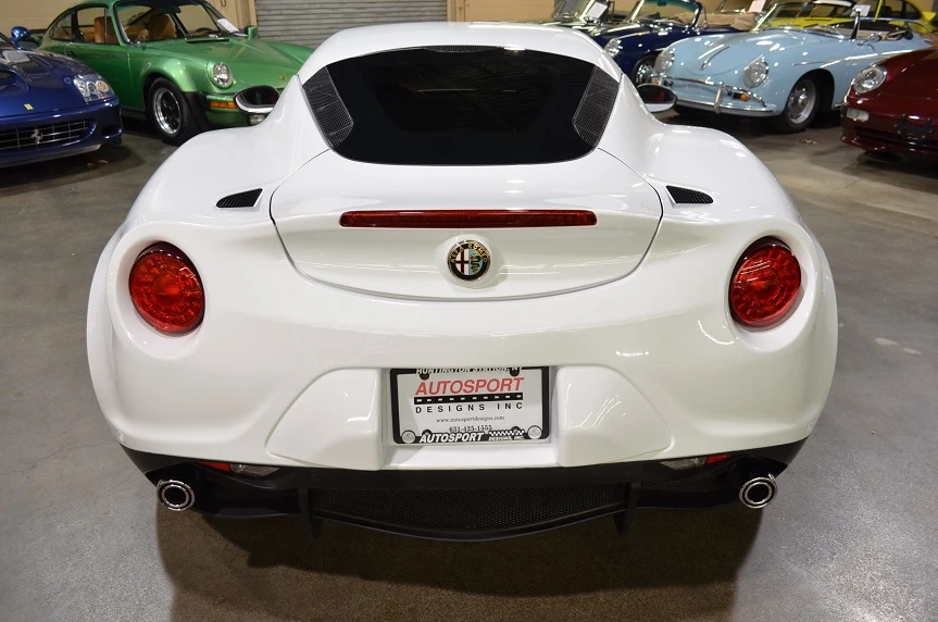 2016 Alfa Romeo 4C Coupe - Image 5 of 10