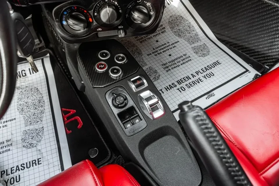 2016 Alfa Romeo 4C - Image 13 of 20