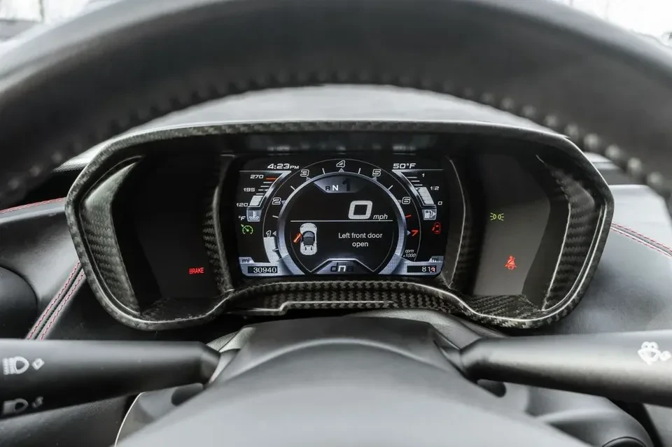 2016 Alfa Romeo 4C - Image 9 of 20