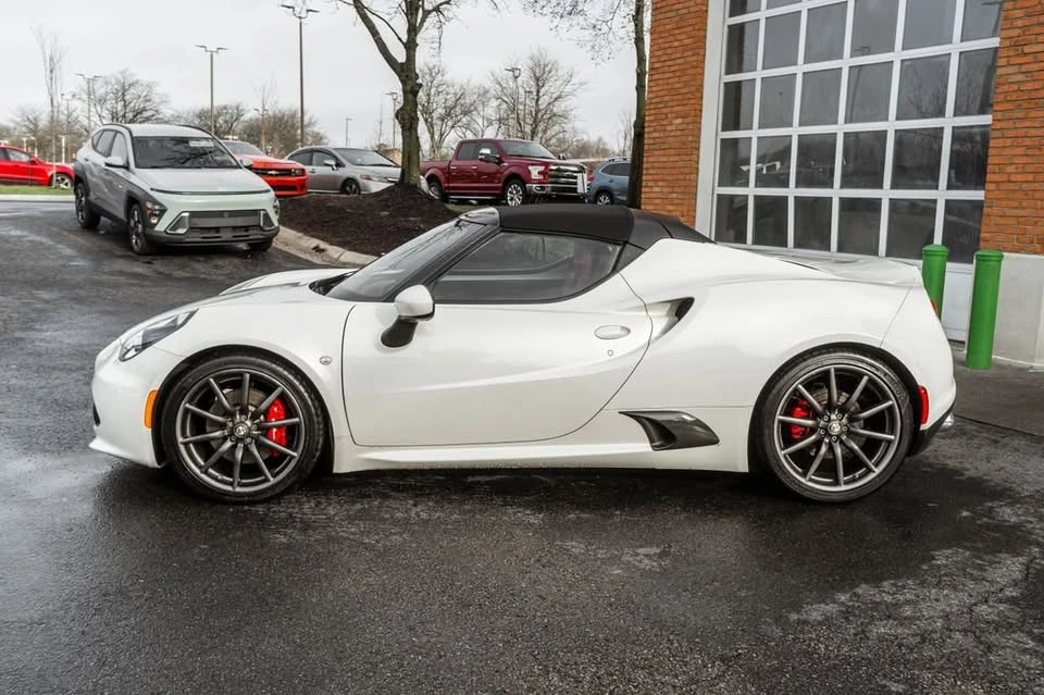 2016 Alfa Romeo 4C - Image 20 of 20