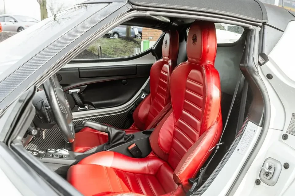 2016 Alfa Romeo 4C - Image 6 of 20