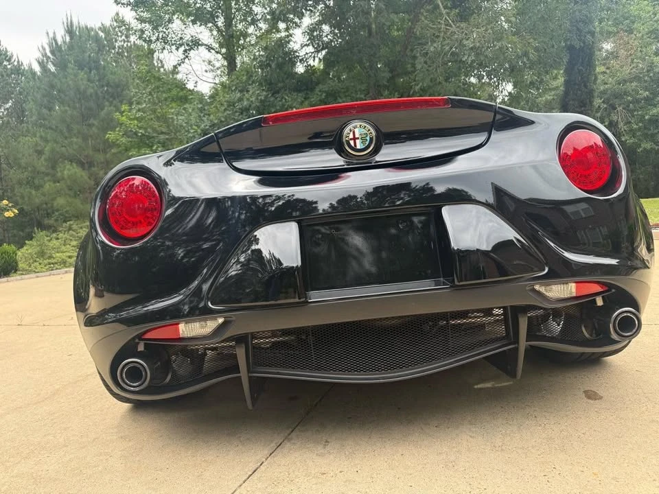 2016 Alfa Romeo 4C - Image 7 of 20